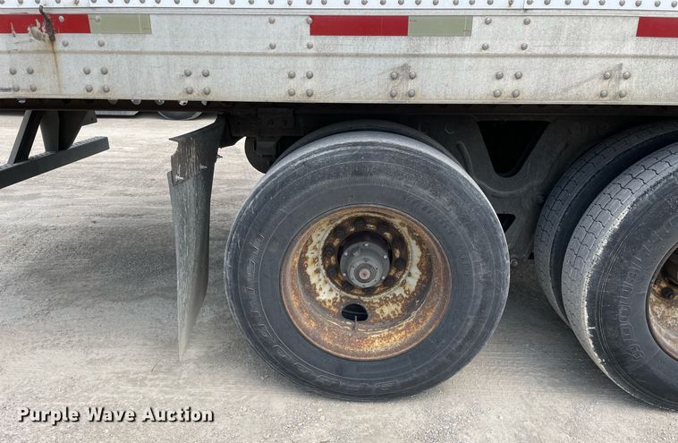 image for item LJ9728 2004 Trailmobile  dry van trailer