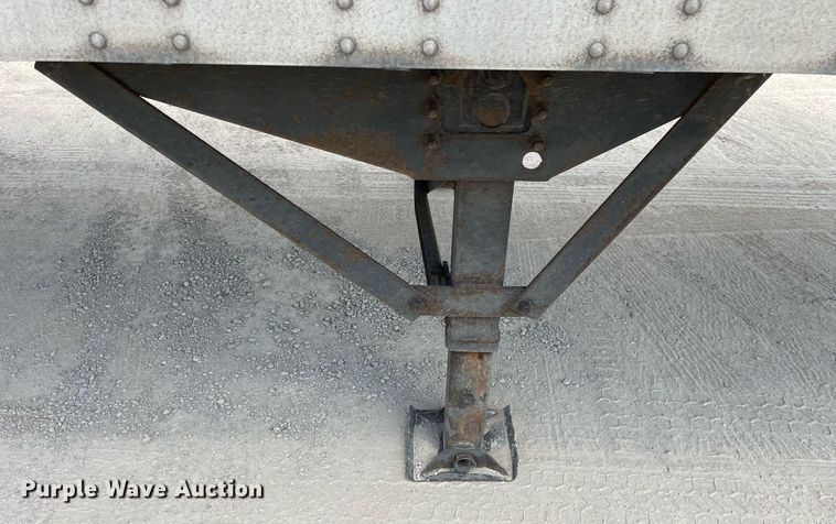 image for item LJ9729 2008 Strickland  dry van trailer