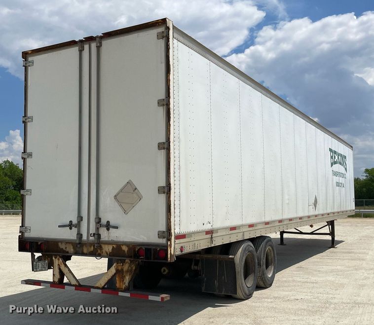 image for item LJ9730 2001 Trailmobile  dry van trailer