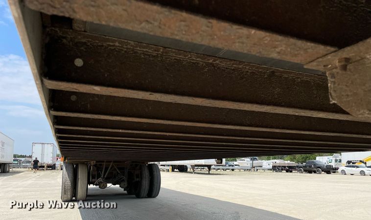 image for item LJ9730 2001 Trailmobile  dry van trailer