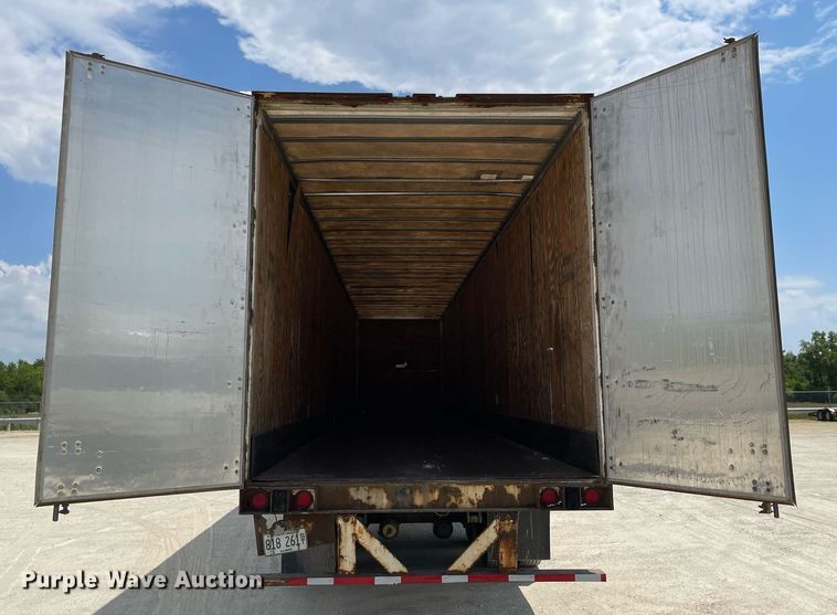 image for item LJ9730 2001 Trailmobile  dry van trailer