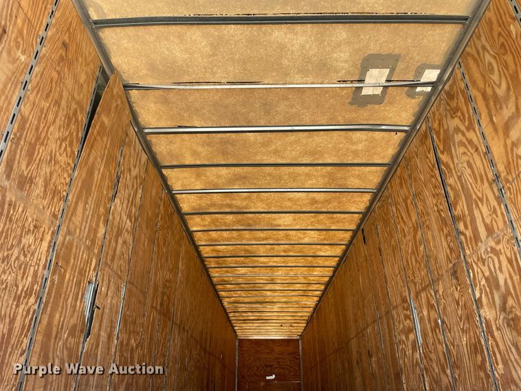 image for item LJ9730 2001 Trailmobile  dry van trailer