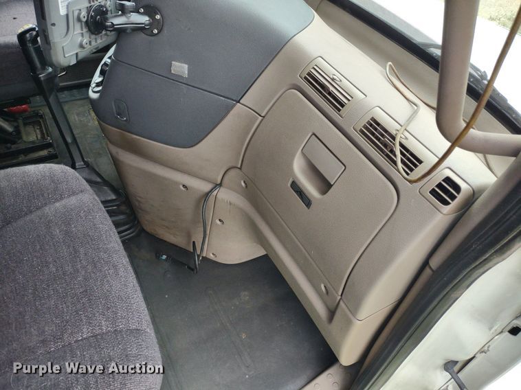 image for item LL9054 2014 Freightliner Cascadia  semi truck