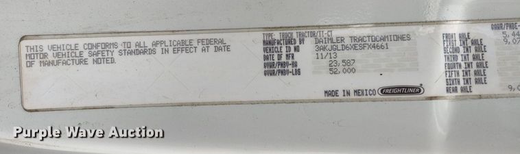 image for item LL9054 2014 Freightliner Cascadia  semi truck