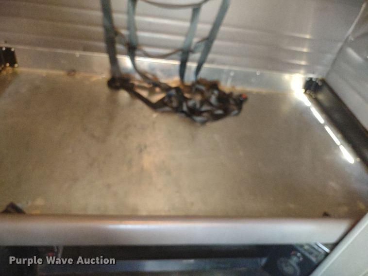 image for item LL9055 2013 Peterbilt 386  semi truck