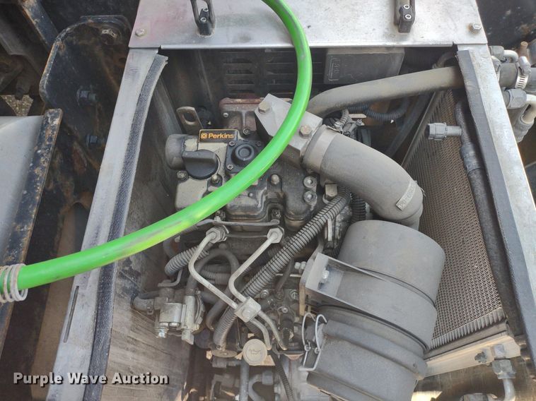 image for item LL9056 2014 International ProStar 122  semi truck