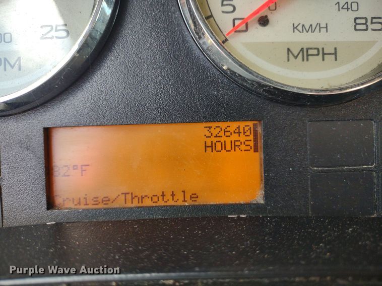 image for item LL9056 2014 International ProStar 122  semi truck