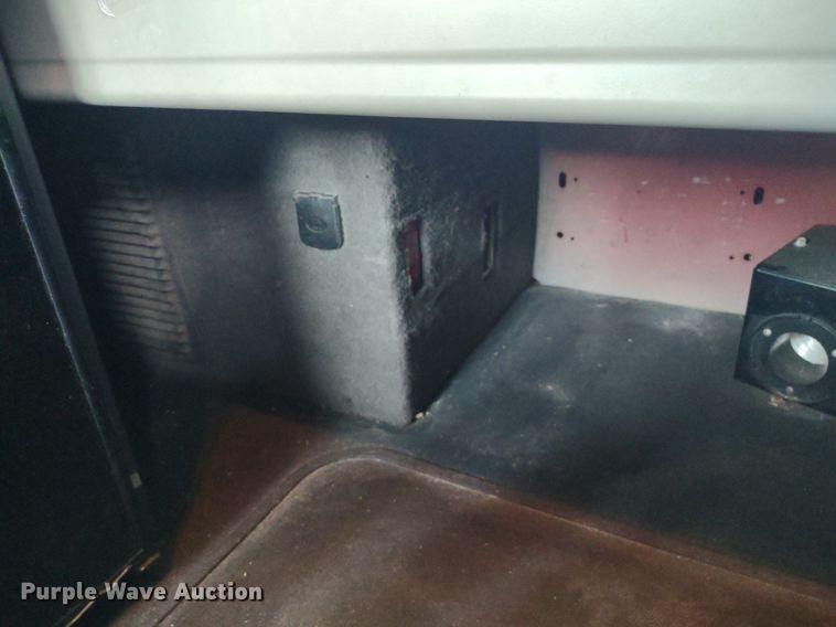 image for item LL9056 2014 International ProStar 122  semi truck