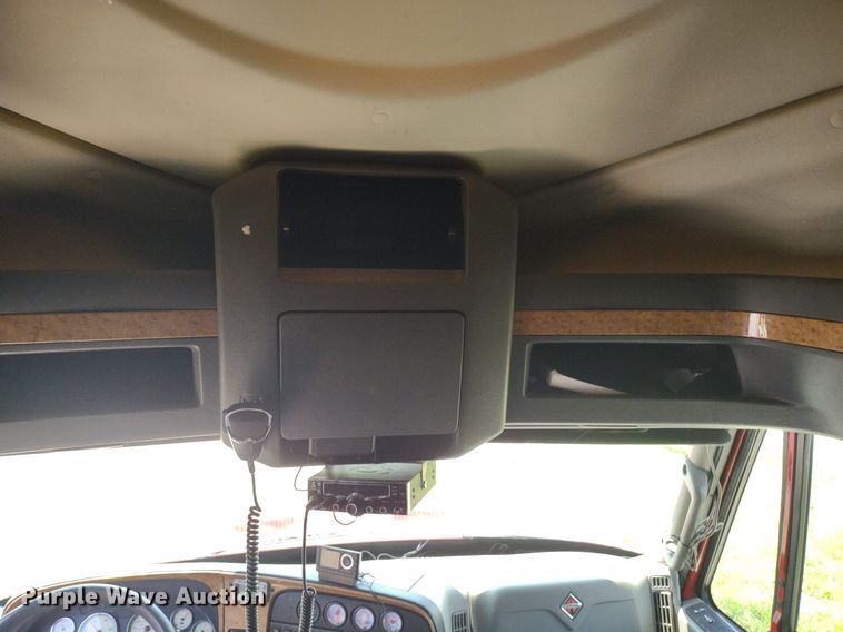 image for item LL9056 2014 International ProStar 122  semi truck