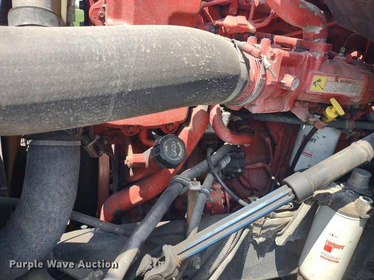 image for item LL9056 2014 International ProStar 122  semi truck