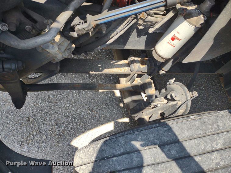 image for item LL9056 2014 International ProStar 122  semi truck