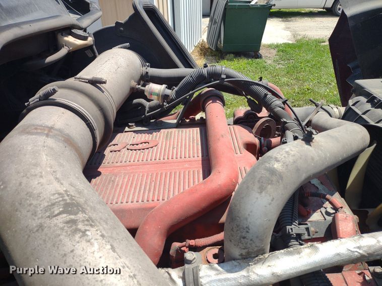 image for item LL9056 2014 International ProStar 122  semi truck