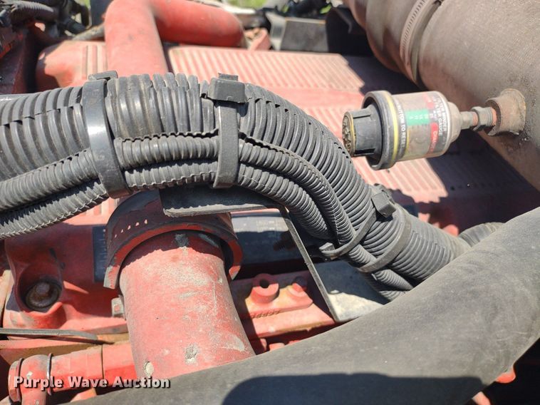 image for item LL9056 2014 International ProStar 122  semi truck