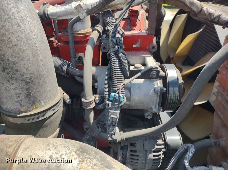 image for item LL9056 2014 International ProStar 122  semi truck