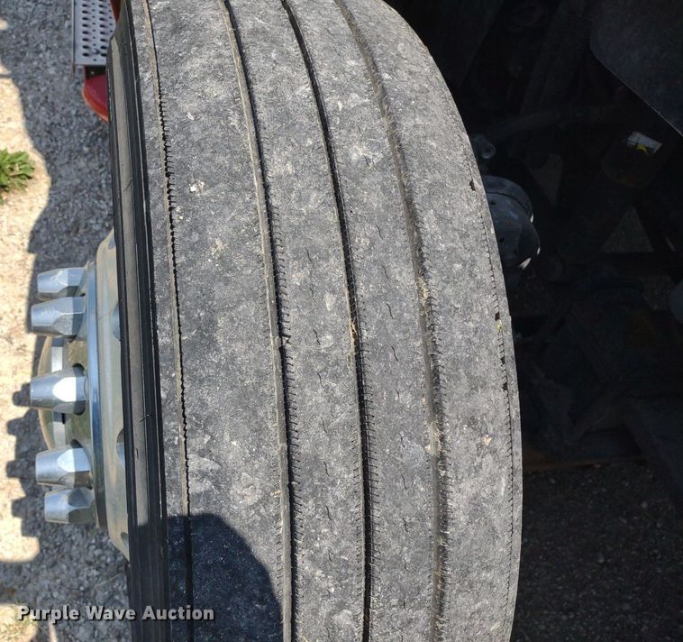 image for item LL9056 2014 International ProStar 122  semi truck