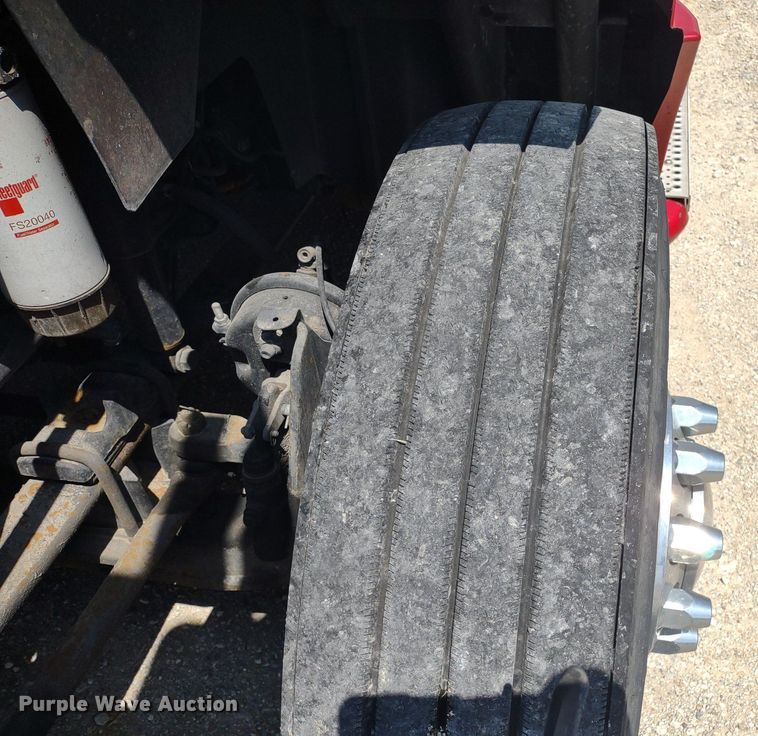 image for item LL9056 2014 International ProStar 122  semi truck