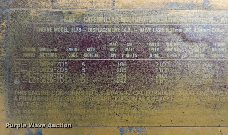 image for item LM9792 1991 Peterbilt 379  semi truck