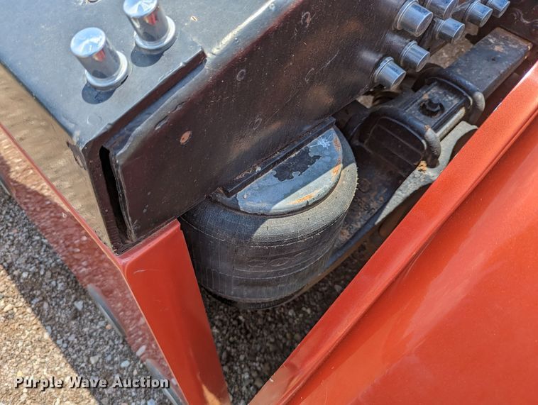 image for item LM9792 1991 Peterbilt 379  semi truck