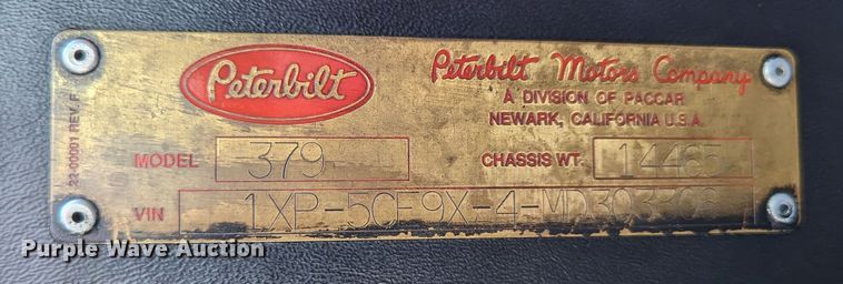 image for item LM9792 1991 Peterbilt 379  semi truck