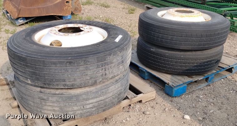 image for item LP9621 (4) 295/75R22.5 tires and wheels