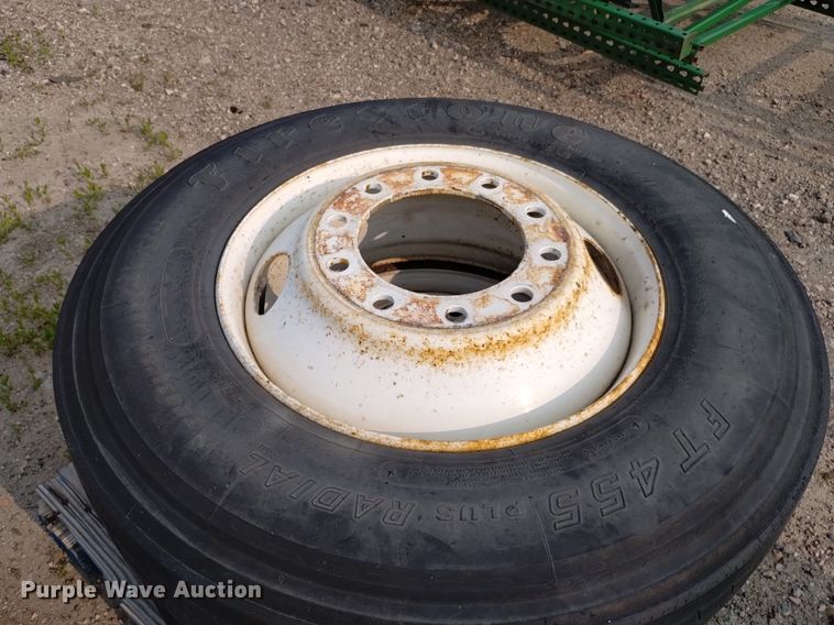 image for item LP9621 (4) 295/75R22.5 tires and wheels