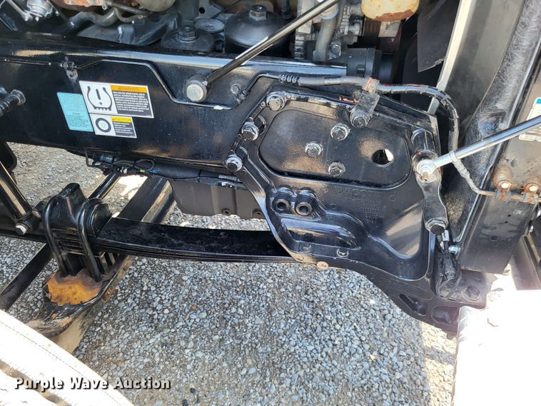 image for item LR9249 2019 Peterbilt 567  semi truck