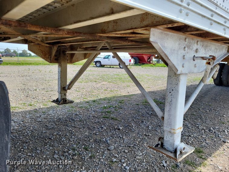 image for item LR9261 1997 Timpte  walking floor trailer