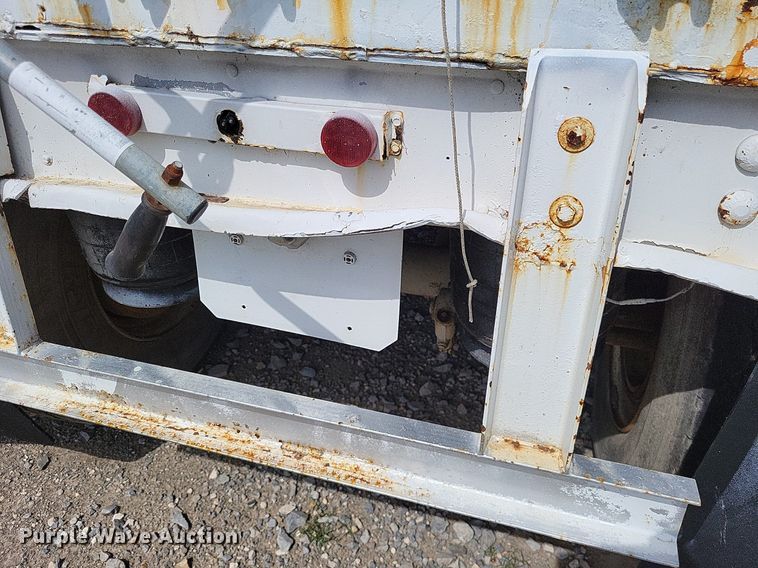 image for item LR9261 1997 Timpte  walking floor trailer