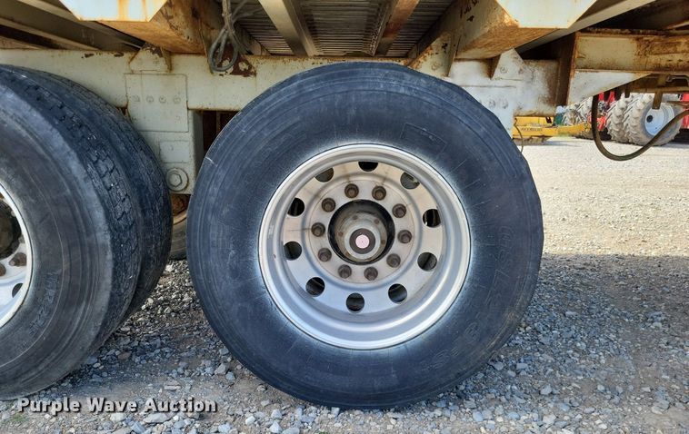 image for item LR9261 1997 Timpte  walking floor trailer