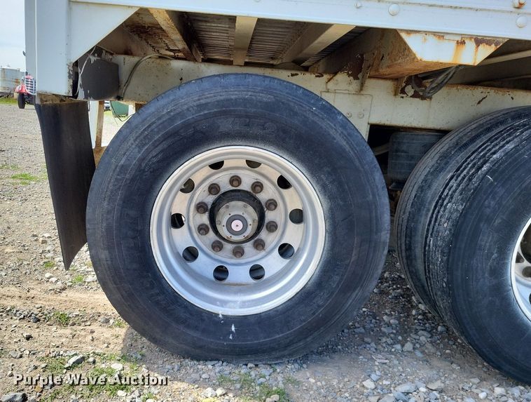 image for item LR9261 1997 Timpte  walking floor trailer