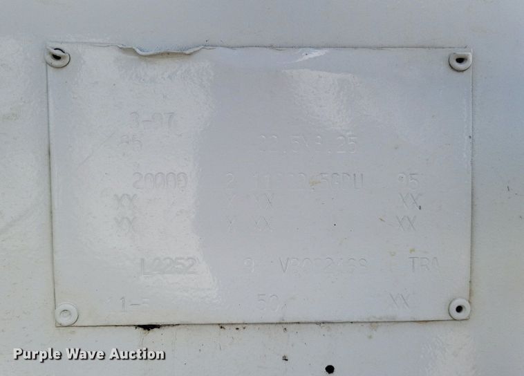 image for item LR9261 1997 Timpte  walking floor trailer