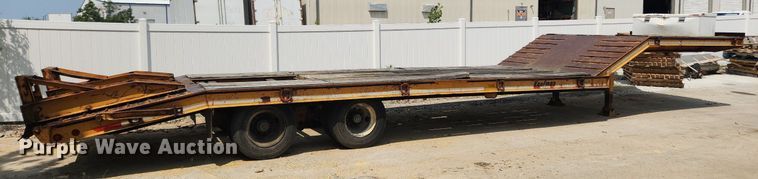 image for item LX9639 2004 Kaufman  drop deck equipment trailer