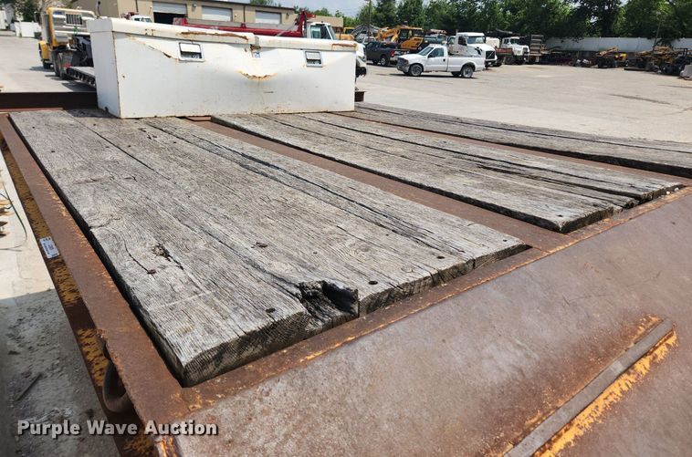 image for item LX9639 2004 Kaufman  drop deck equipment trailer