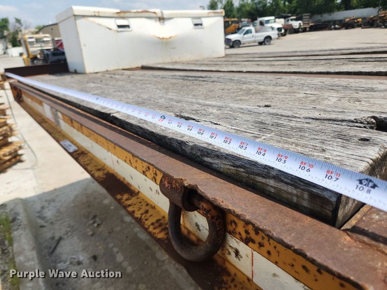image for item LX9639 2004 Kaufman  drop deck equipment trailer