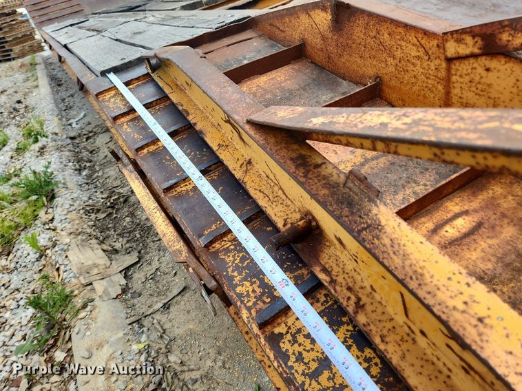 image for item LX9639 2004 Kaufman  drop deck equipment trailer