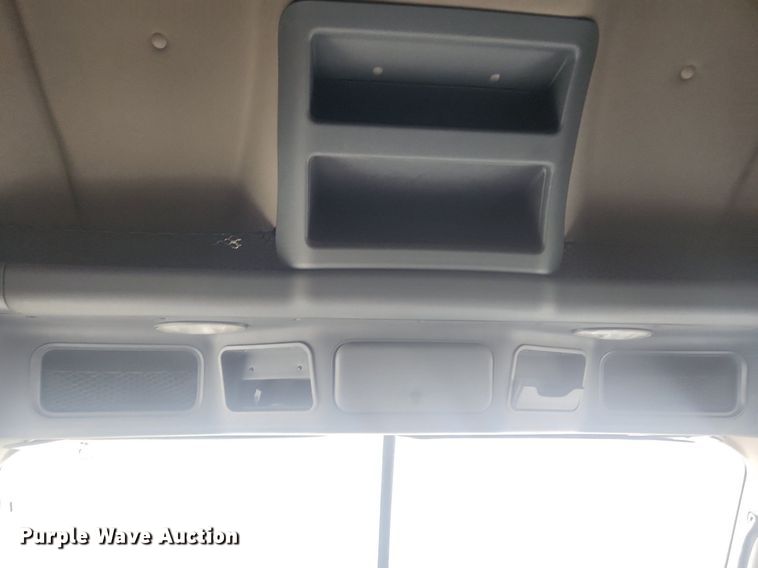 image for item LX9708 2017 Freightliner Cascadia  semi truck