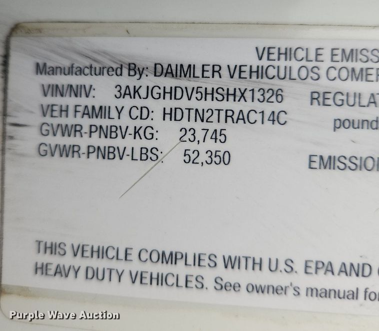 image for item LX9708 2017 Freightliner Cascadia  semi truck