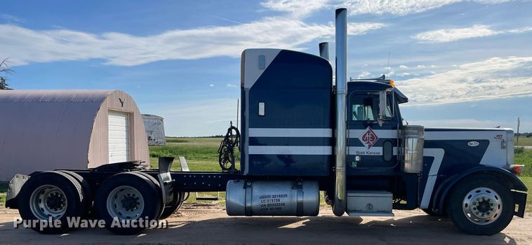 image for item LY9784 1994 Peterbilt 379  semi truck