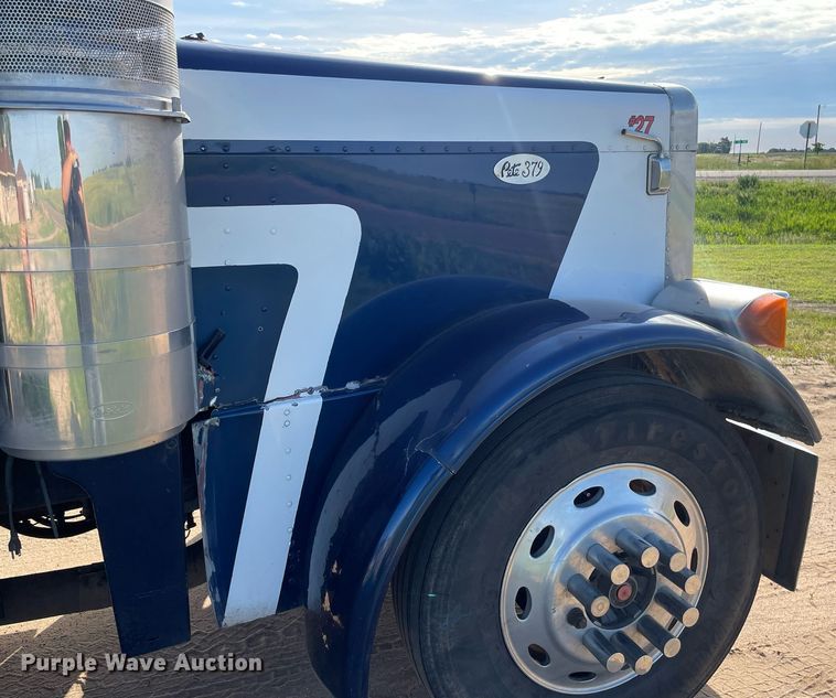 image for item LY9784 1994 Peterbilt 379  semi truck