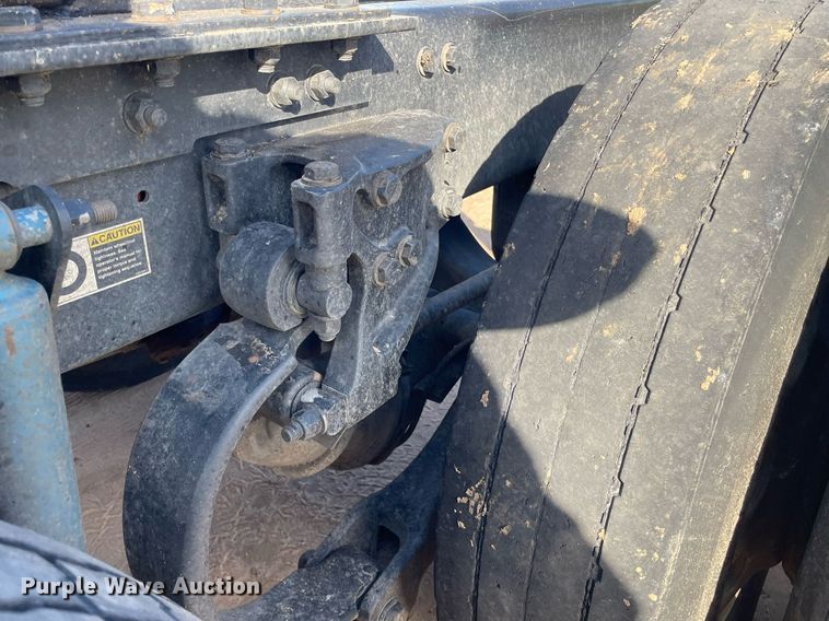 image for item LY9784 1994 Peterbilt 379  semi truck