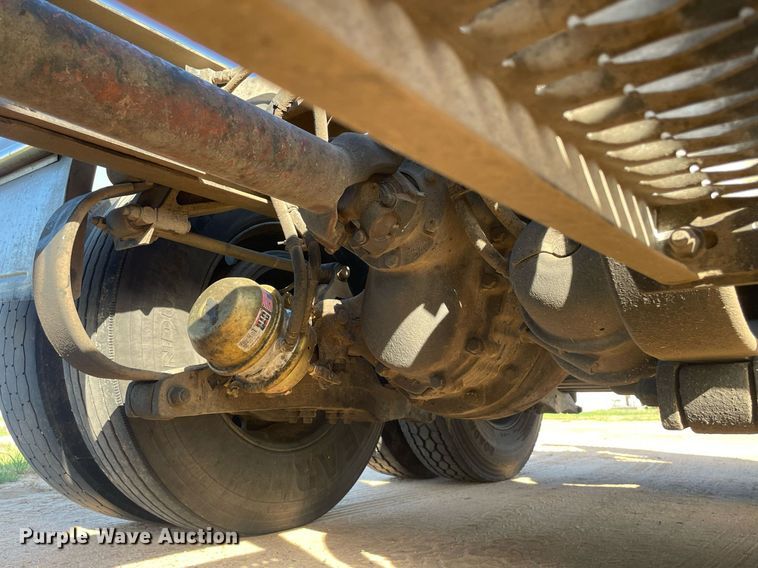 image for item LY9784 1994 Peterbilt 379  semi truck