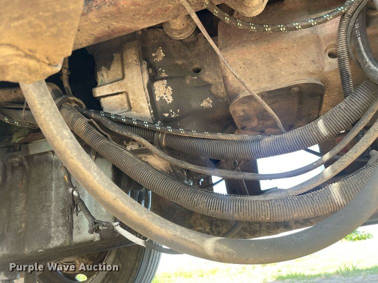 image for item LY9784 1994 Peterbilt 379  semi truck