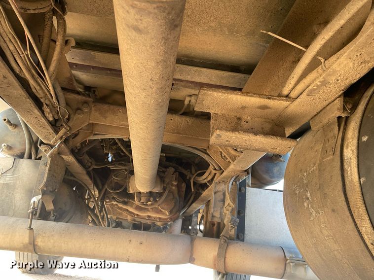 image for item LY9784 1994 Peterbilt 379  semi truck