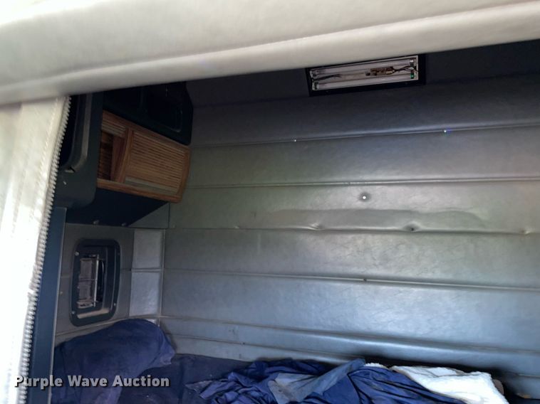 image for item LY9784 1994 Peterbilt 379  semi truck