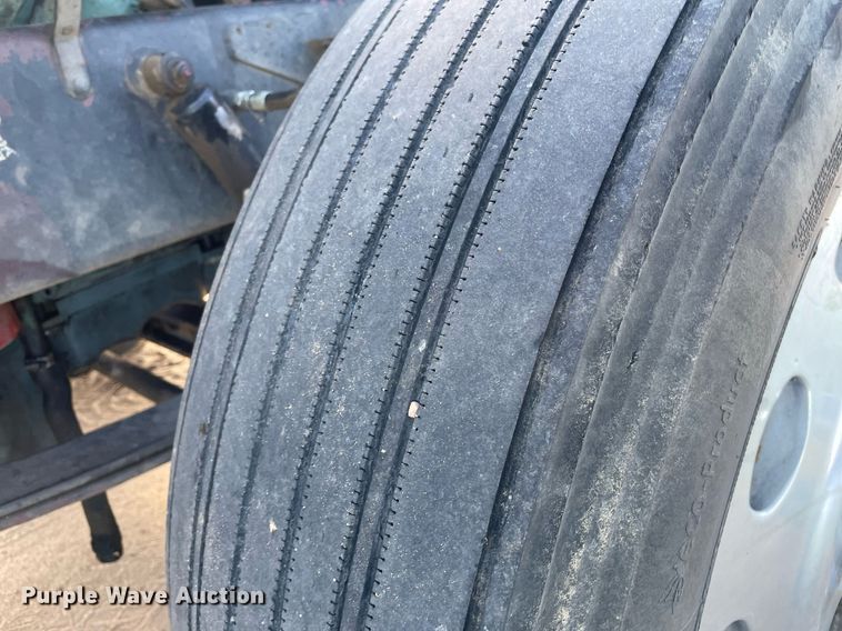 image for item LY9784 1994 Peterbilt 379  semi truck