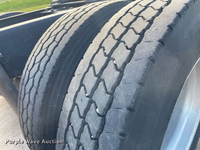 image for item LY9784 1994 Peterbilt 379  semi truck