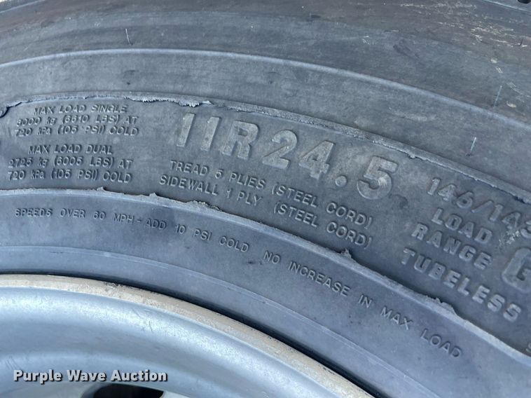 image for item LY9784 1994 Peterbilt 379  semi truck