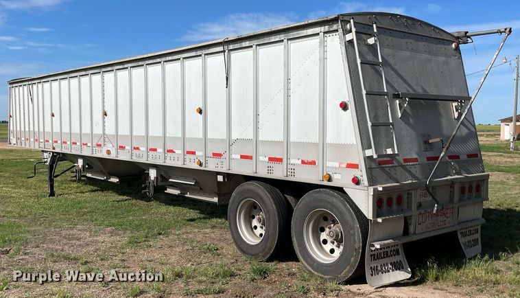 image for item LY9785 2005 Cornhusker  grain trailer