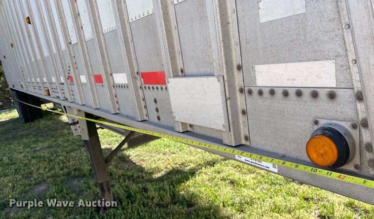 image for item LY9785 2005 Cornhusker  grain trailer