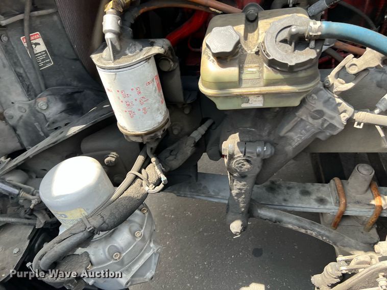 image for item MF9968 2012 Freightliner Cascadia 125  semi truck